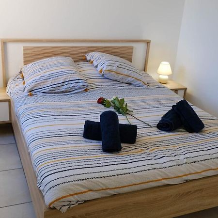 דירות Pietrosella Enola - Sea View Terrace Parking - By Tgb מראה חיצוני תמונה