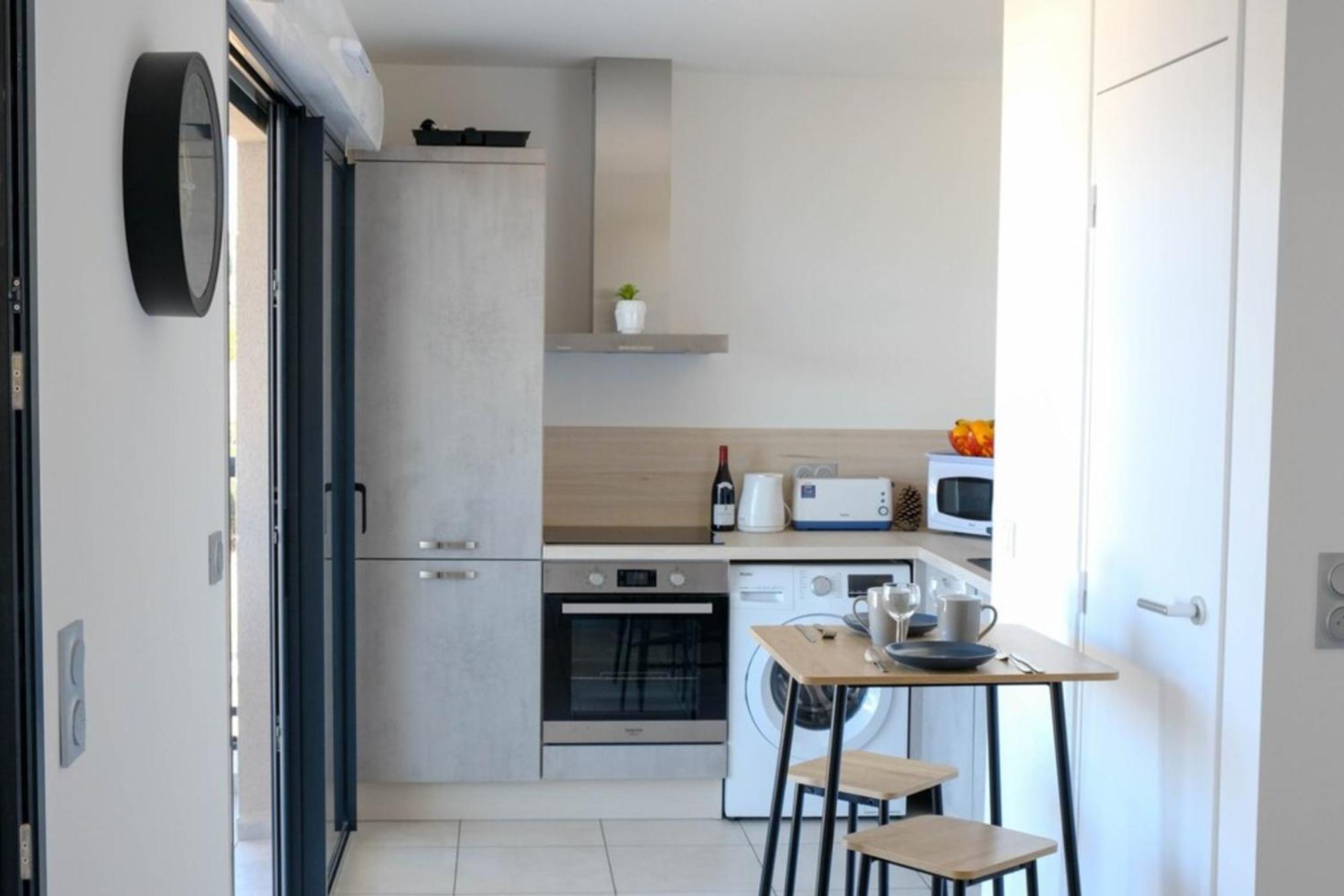 דירות Pietrosella Enola - Sea View Terrace Parking - By Tgb מראה חיצוני תמונה